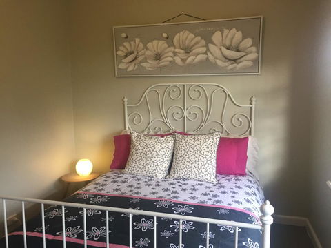 Bush Retreat Farm Stay - DBD 3
