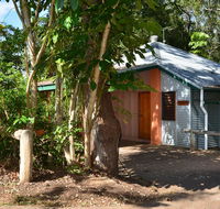 Bushland Cottages and Lodge - Click Find