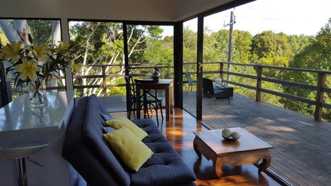 Byron Bay Hinterland Cottages - Click Find 0
