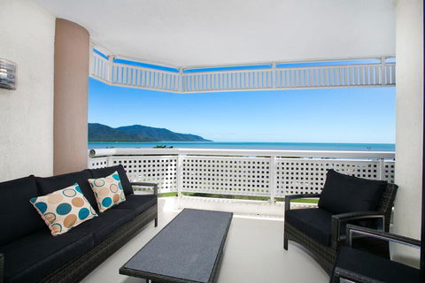 Cairns Luxury Waterfront Apartment - Bridge Guide 3