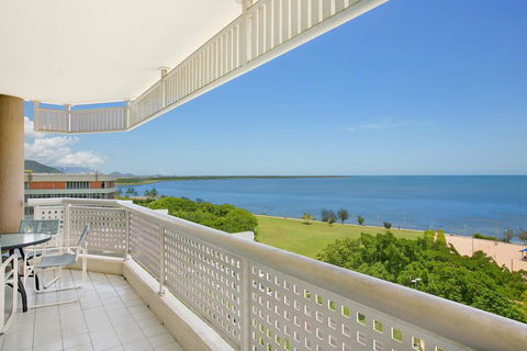 Cairns Ocean View Apartment - Bridge Guide 1