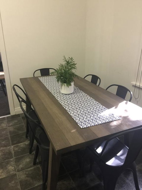 Caledonian Hotel Motel - Bridge Guide 0