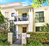 Campbelltown Most Sought After Park Central Home - Click Find