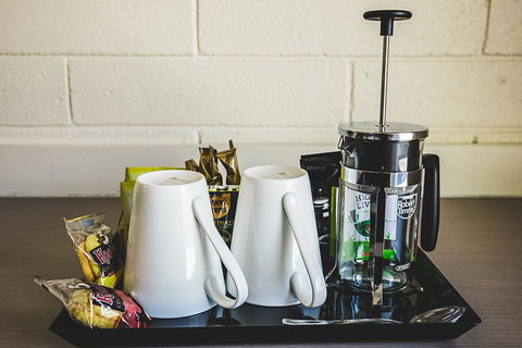 Central Highlands Motor Inn - Click Find 1