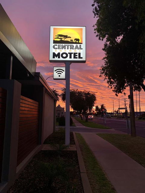 Central Motel Mildura - Bet 4u 3