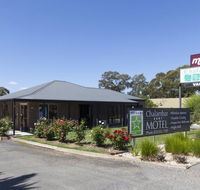 Chalambar Motel - Click Find