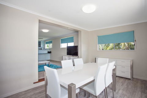 City Beach Holiday House - Lawyer Find 1