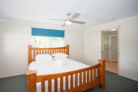 City Beach Holiday House - Lawyer Find 3