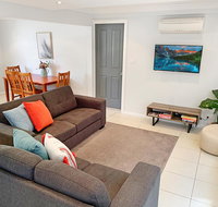 City Center - Modern 2-Bedroom Apartment - Click Find