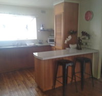 Clunes Guest Home - Click Find