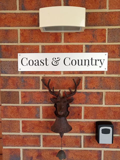 Coast & Country - Click Find 3