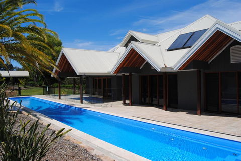 Colorado - Beauty Nestled In The Heart Of Bonville - Bet 4u 0