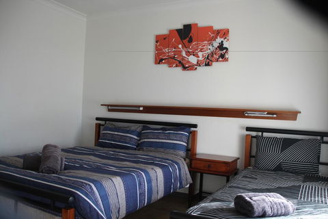 Coolgardie GoldRush Motels - Click Find 1