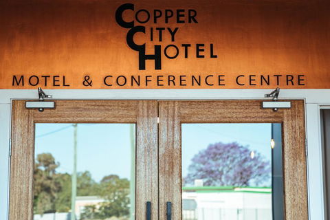 Copper City Motel - Click Find 2