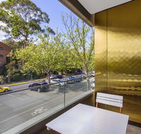 Cosmo Stays - Delightful Hidden Gem in the Heart of Carlton - Click Find