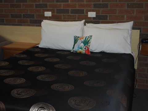 Country Road Motel St Arnaud - Click Find 1