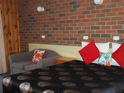 Country Road Motel St Arnaud - Click Find 2