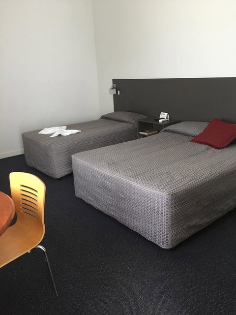 Country Roads Motor Inn Dysart - Click Find 3