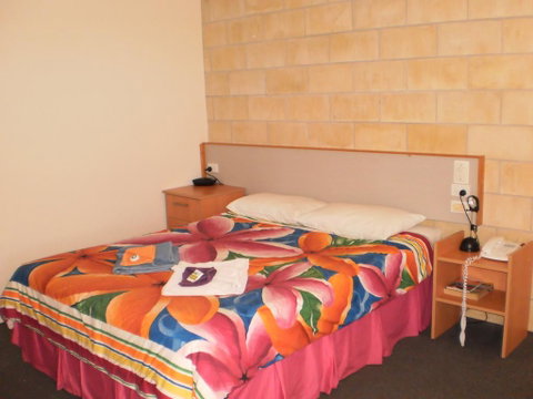 Country View Motel Ilbilbie - Click Find 1