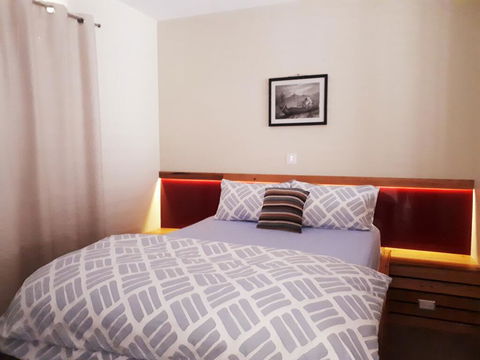 Couples Retreat With Mountain View Near Hobart - Click Find 1