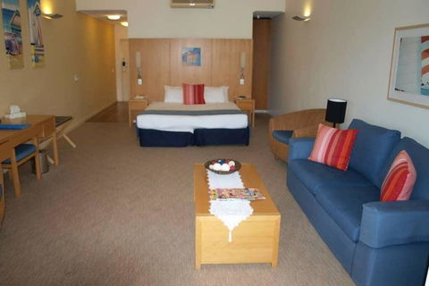 Couran Cove Resorts Waterfront Stradbroke Island Studios - Private Serviced Apartments - Click Find 2