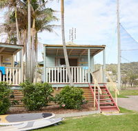 Crescent Head Holiday Park - Click Find