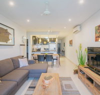 Crocs on Cavenagh - Click Find