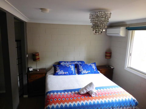 Croftons Retreat Nimbin - Click Find 1