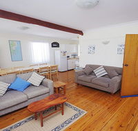 Culburra Sea Stay - beach and shop an easy walk - Bet 4u