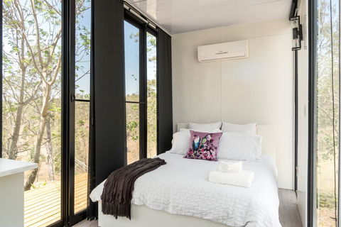 Dam It Getaway Tiny House - Bet 4u 2
