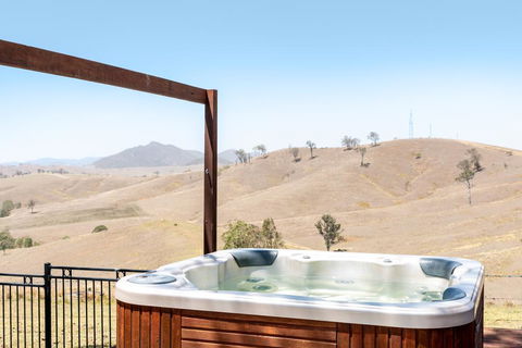 Dam It Getaway Tiny House - Bet 4u 3