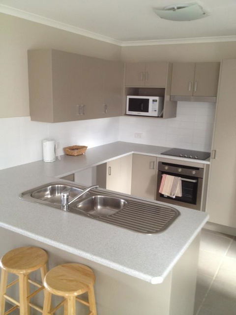 Denman Serviced Apartments - Lawyer Find 2