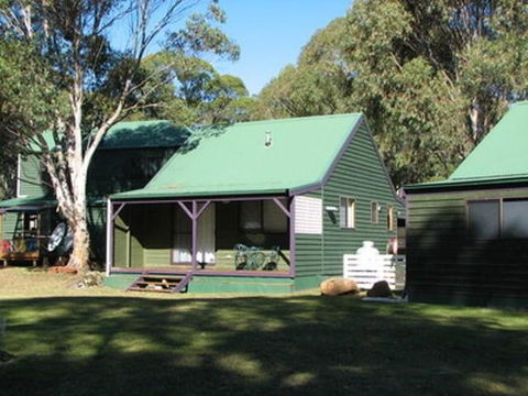 Derwent Bridge Chalets & Studios - Click Find 0