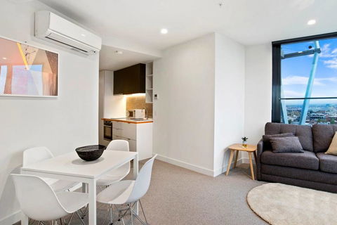 DreamHost Apartments At Bouverie - Click Find 2