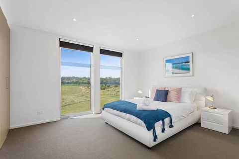 DREW Golfers Delight Close To St Andrews Beach - Click Find 0