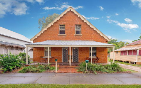 Eliza 1875 Red Brick Duplex Townhouse - DBD 0