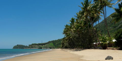 Ellis Beach Oceanfront Bungalows - Click Find 1