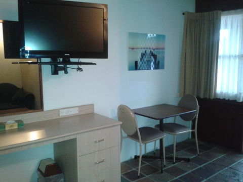 Elsinor Motor Lodge - Lavinia 2
