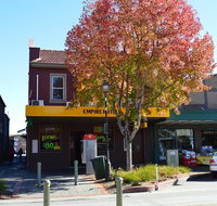 Empire Hotel Goulburn - Click Find