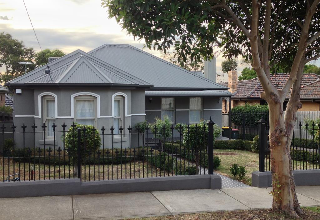 Accommodation Essendon VIC Click Find