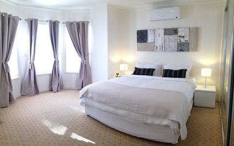 Essendon - Home Away From Home - Bridge Guide 3