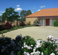 Fairways Bed Breakfast at Jerilderie - Click Find
