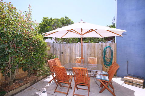 FANTASTIC HOLIDAY UNIT IN A PERFECT LOCATION - Click Find 2