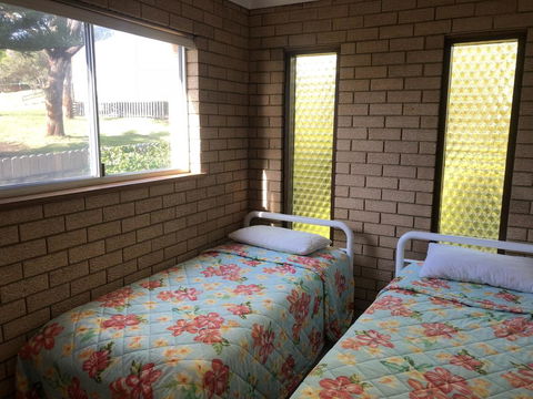 Flat 1-3 Bay Lane - Click Find 2