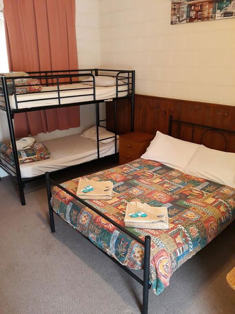 Flinders Ranges Motel - The Mill - Click Find 1