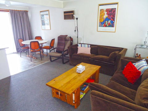 Frangipani Cottage @ Callala Beach - Bet 4u 3