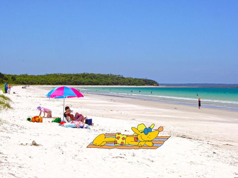 Frangipani Cottage @ Callala Beach - Bet 4u 1