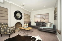 Garden City Luxury Apt