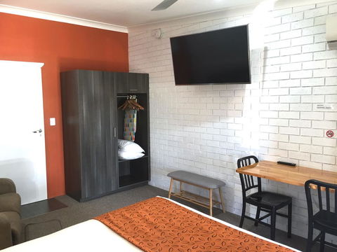 Gin Gin Village Motor Inn Motel - DBD 2