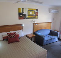 Golfers Lodge Motel - Click Find